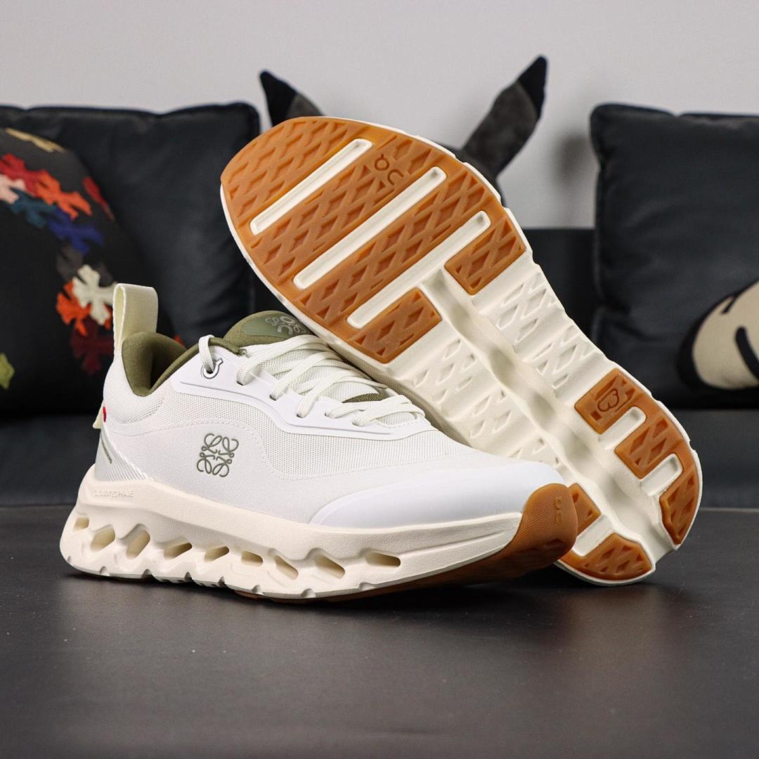 On CloudTec Phase Men's Running Shoes Undyed | Evergreen 3MD30121175 | White Olive Green Cushioned Road Trainers Sneakers