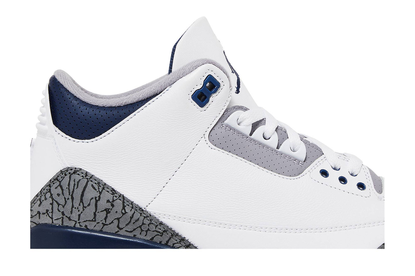 Air Jordan 3 Retro ‘Midnight Navy’ CT8532-140