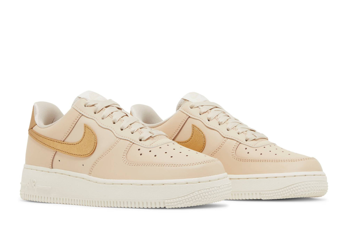 ( Women ) Nike Air Force 1 ’07 Essential ‘Sanddrift Gold’ DQ7569-102