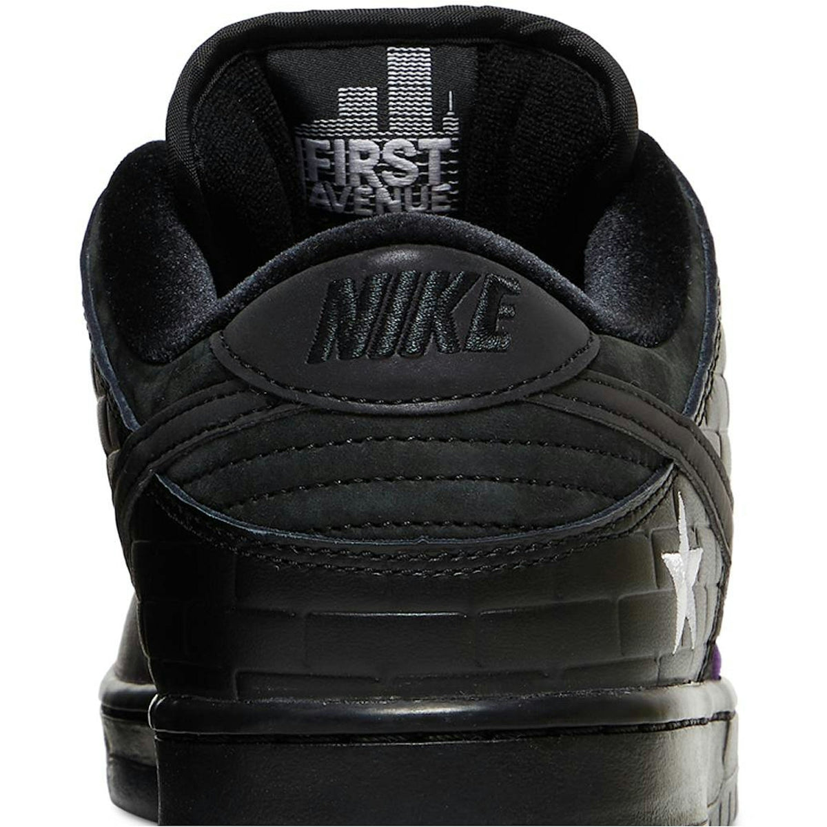 Familia X Nike SB Dunk Low Pro QS First Avenue DJ1159-001
