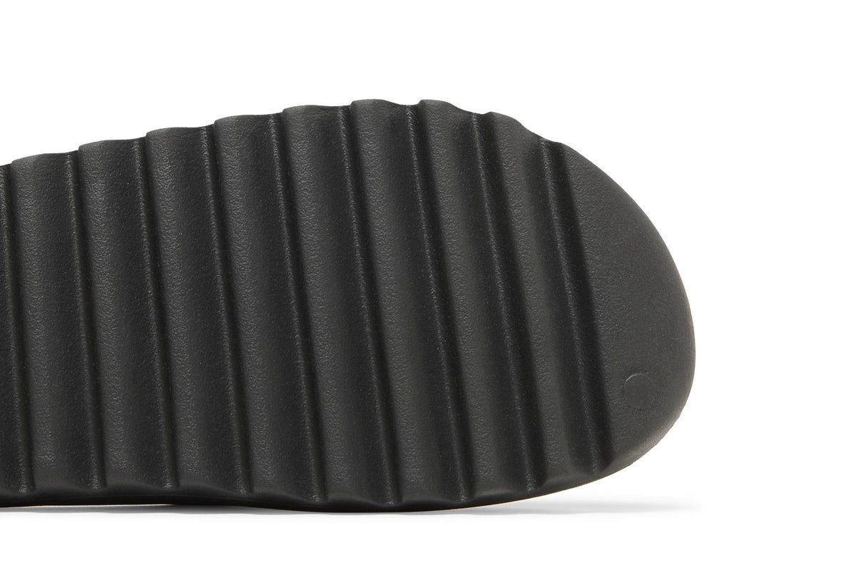 Adidas Yeezy Slides 'Onyx' HQ6448