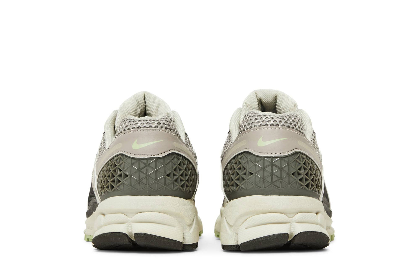 ( Women ) Nike Zoom Vomero 5 ‘Cobblestone And Flat Pewter’ FB8825-001