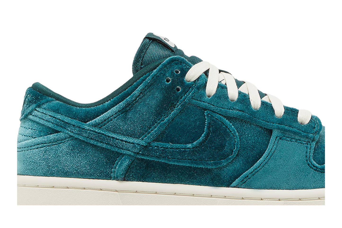 ( Women ) Nike Dunk Low ‘Green Velvet’ DZ5224-300