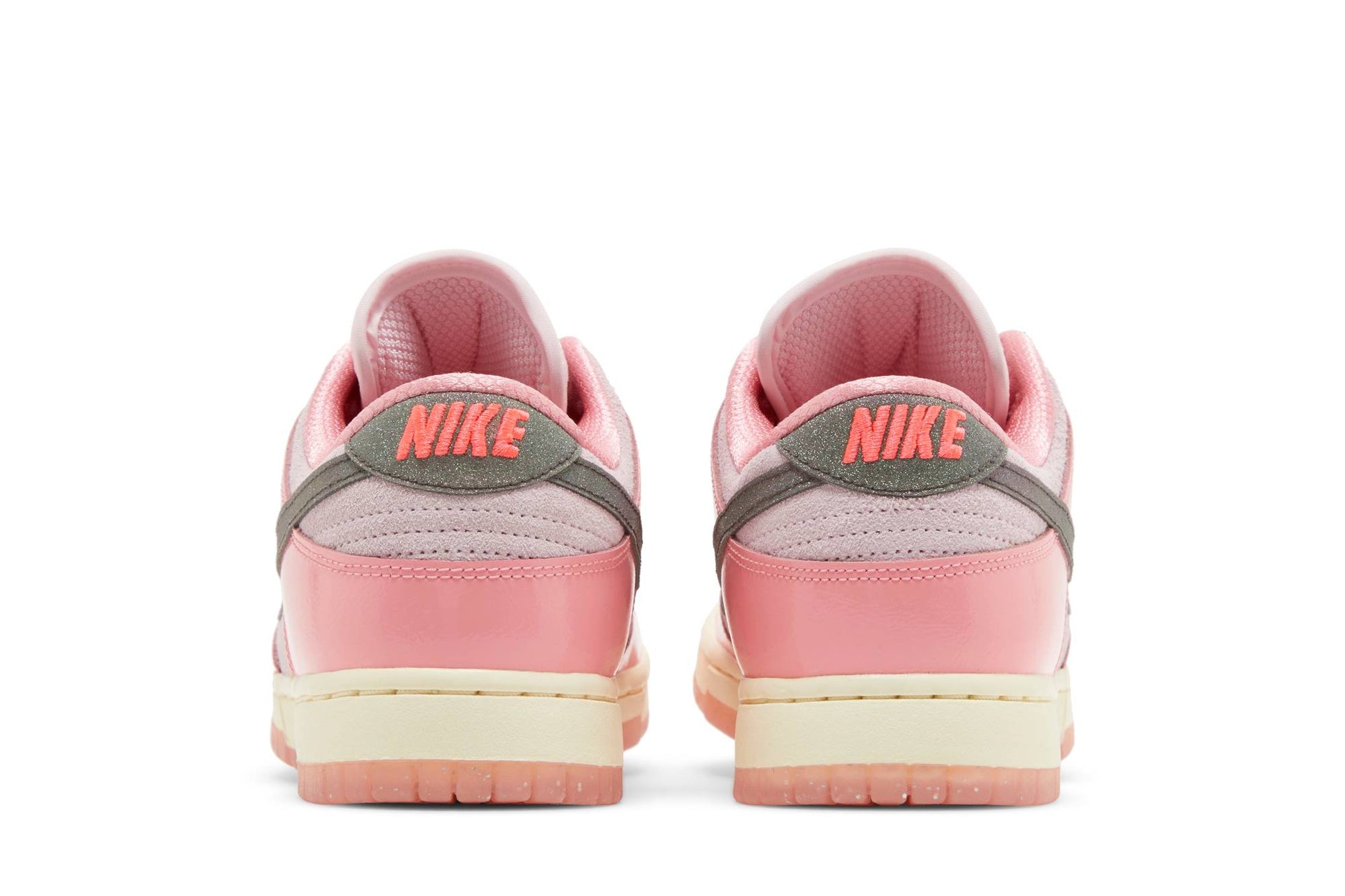 ( Women ) Nike Dunk Low LX ‘Barbie’ FN8927-621