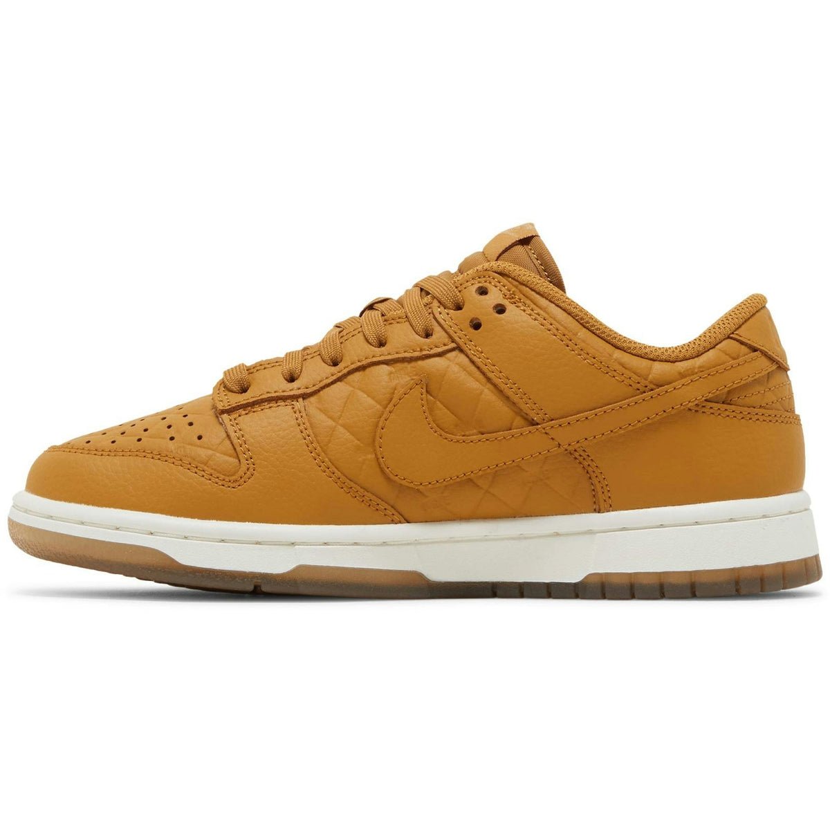 ( Women ) Nike Dunk Low 'Quilted Wheat' ( Wmns ) DX3374-700