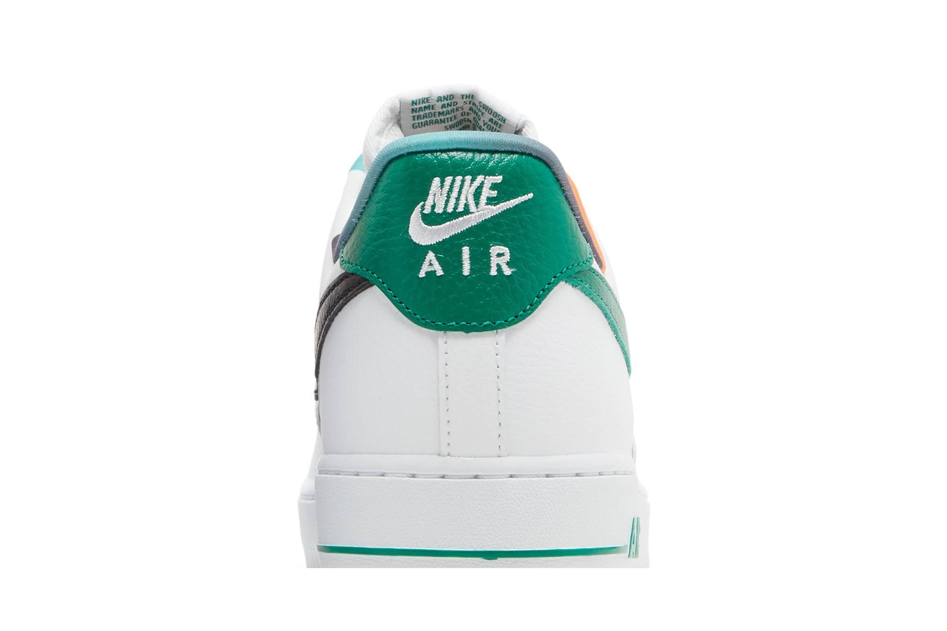 Nike Air Force 1 ’07 LV8 Low EMBz DM0109-100