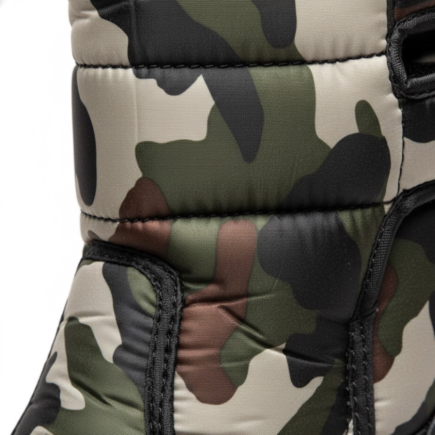 Blotcha Women's Camo Waterproof Platform Snow Boots Warm Plush Winter Footwear