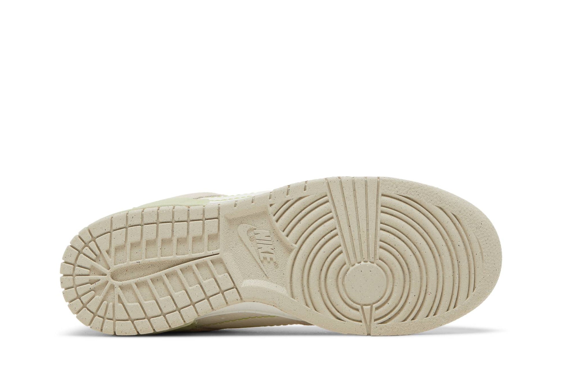 ( Women ) Nike Dunk Low Disrupt 2 ‘Green Snake’ DV3206-001