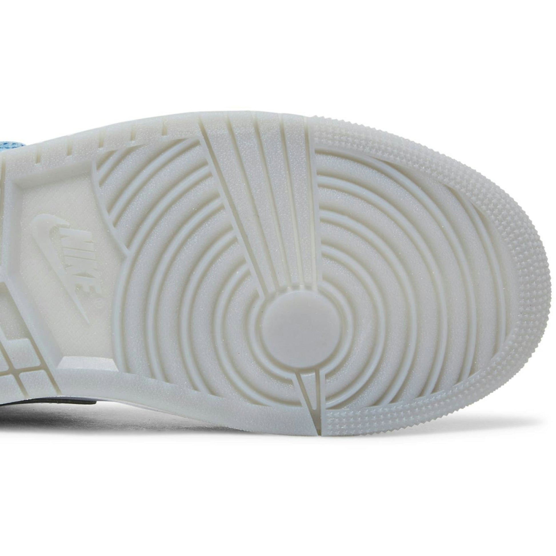 Air Jordan 1 Mid ‘French Blue Fire Red’ DN3706-401