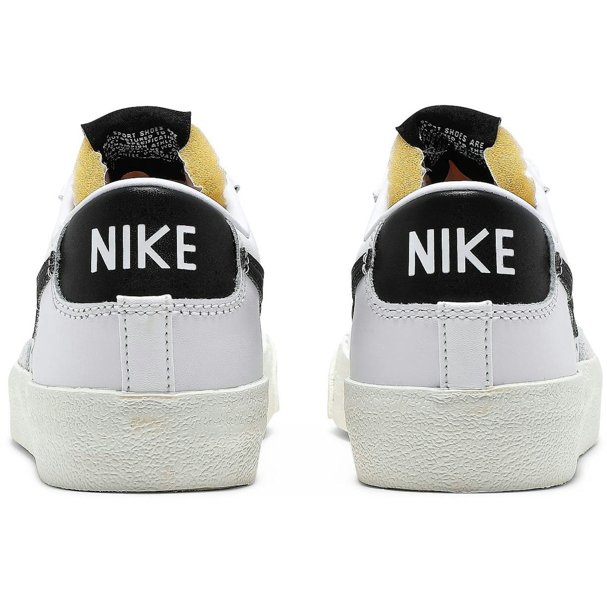 ( Women ) Nike Blazer Low ’77 ‘White Black’ DC4769-102
