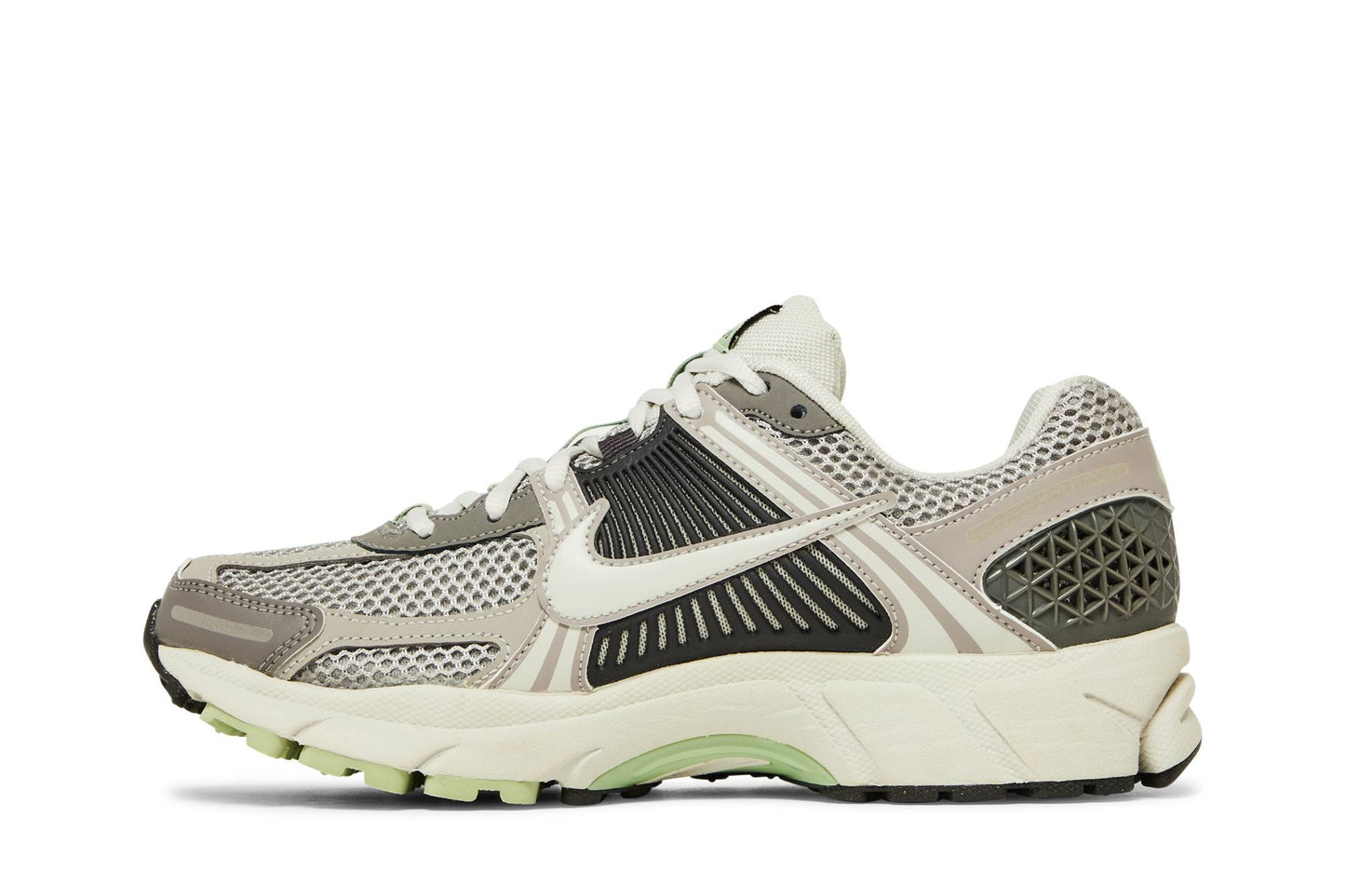 ( Women ) Nike Zoom Vomero 5 ‘Cobblestone And Flat Pewter’ FB8825-001