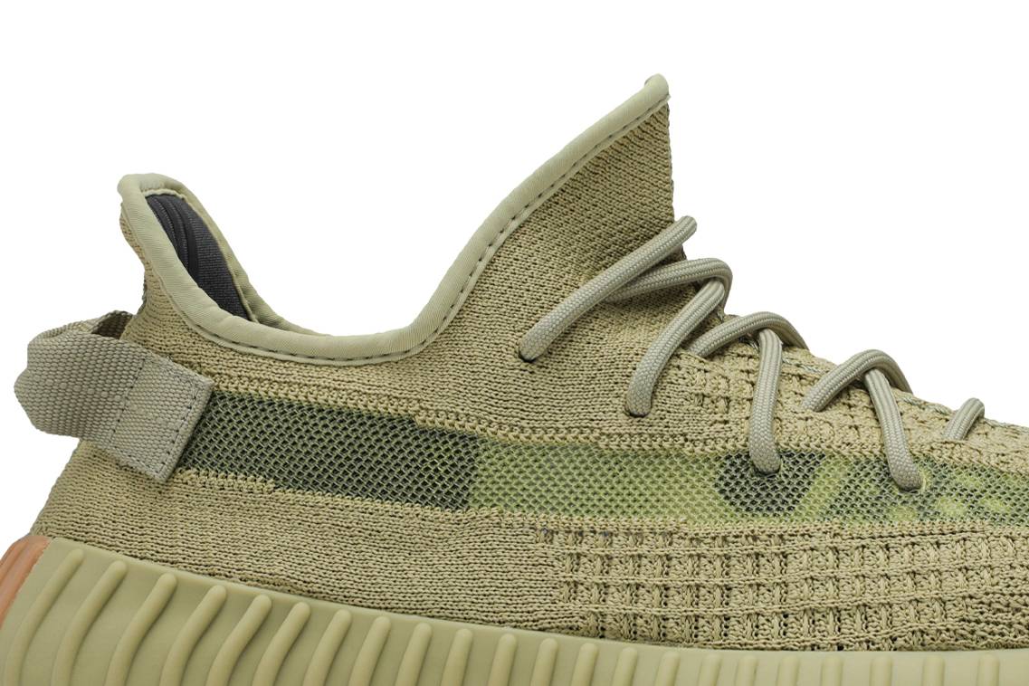 Adidas Yeezy Boost 350 V2 ‘Sulfur’ FY5346