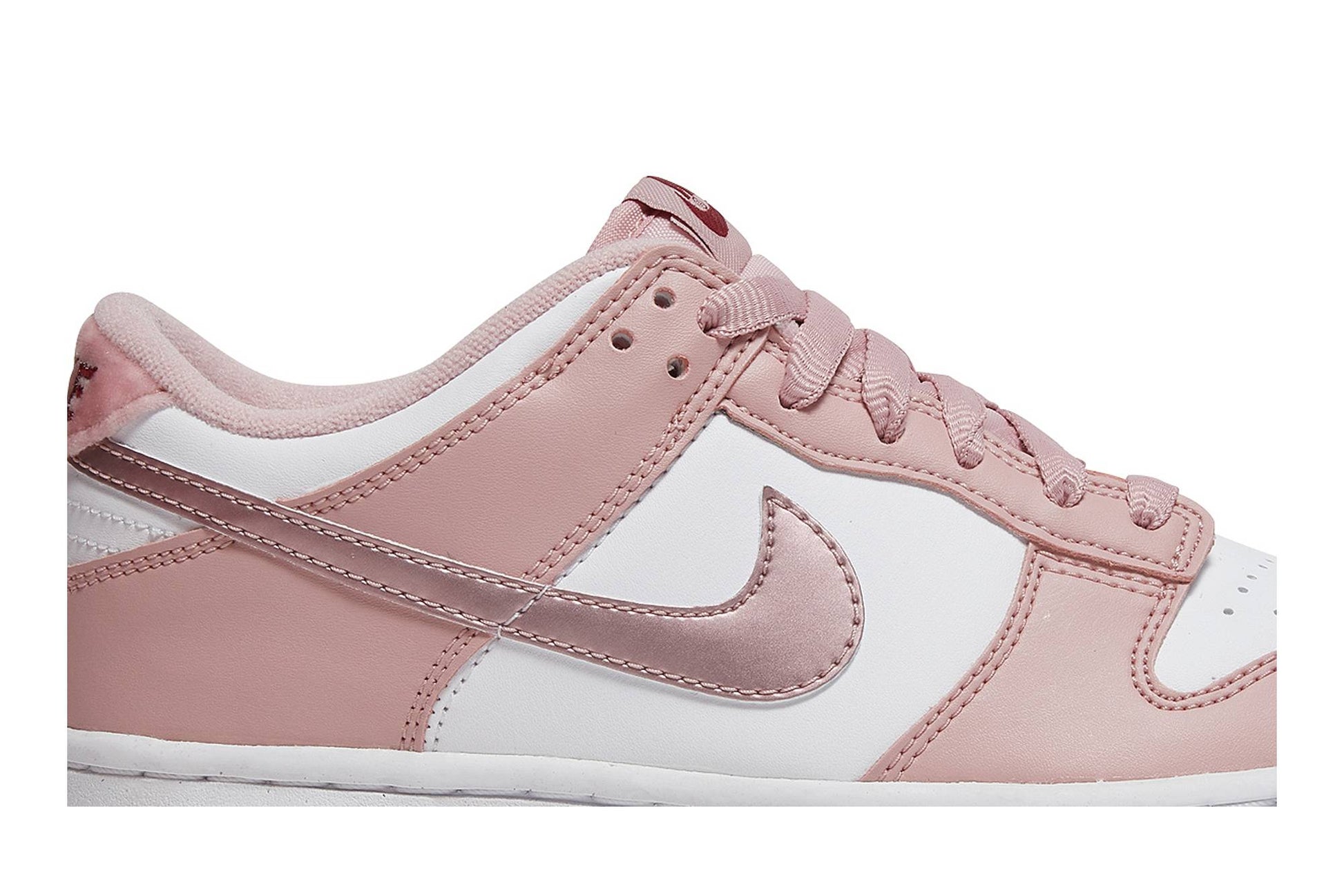 ( Grade School ) Nike Dunk Low ‘Pink Velvet’ [also Worn By BTS Jin] DO6485-600