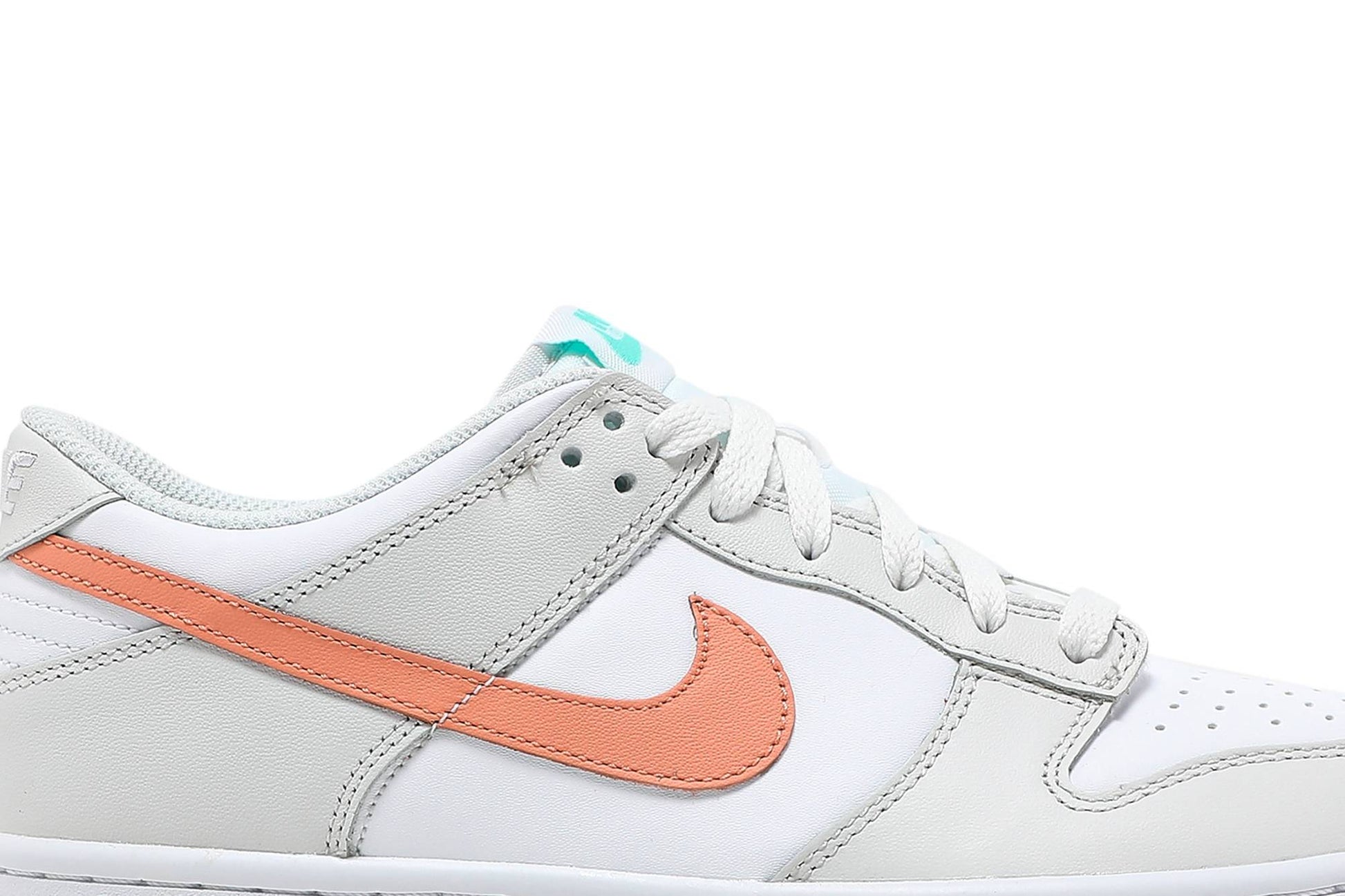 ( Grade School ) Nike Dunk Low ‘Tropical Twist’ CW1590-101