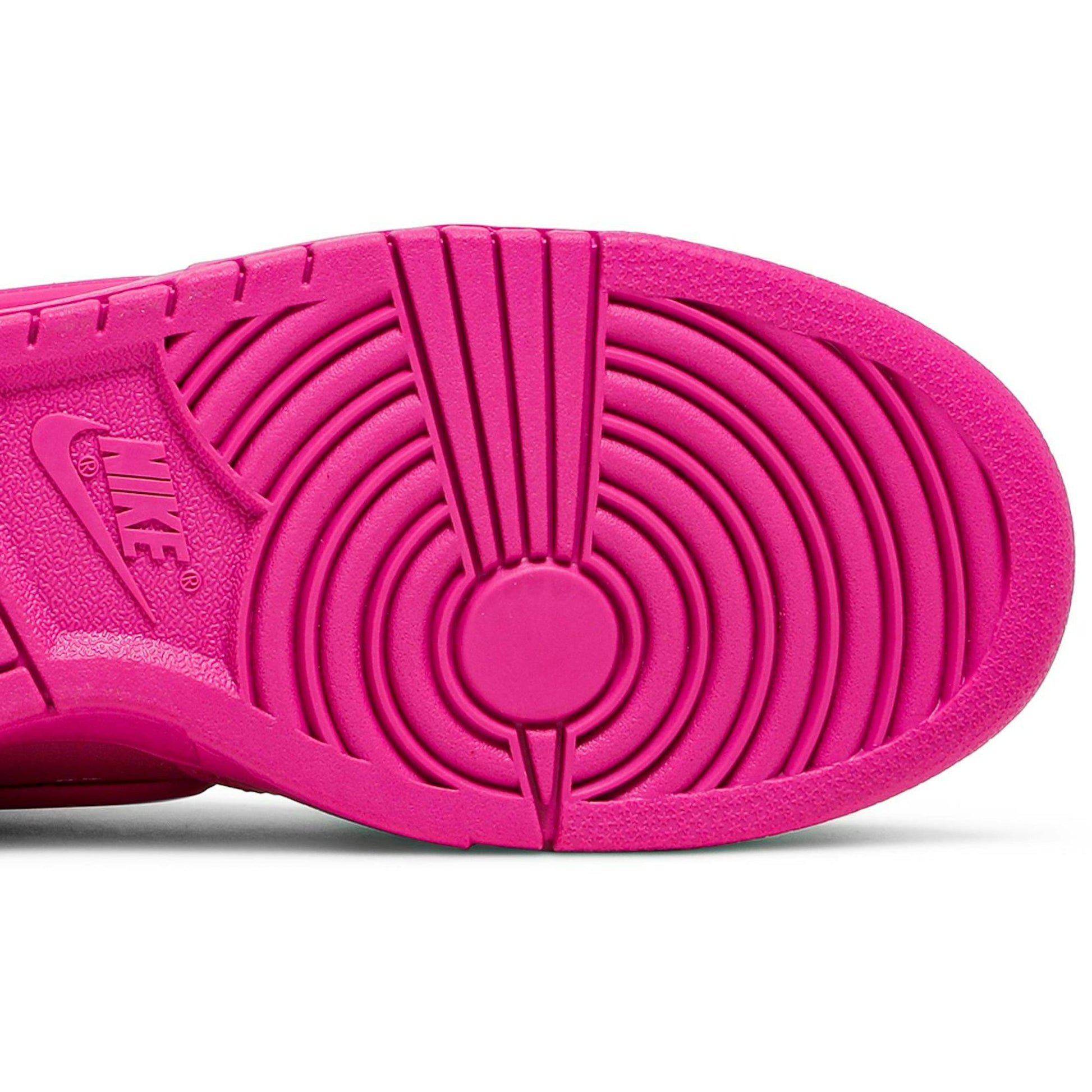 AMBUSH X Nike Dunk High ‘Cosmic Fuchsia’ CU7544-600