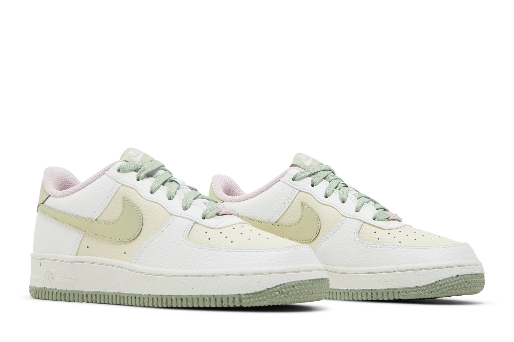 ( Grade School ) Nike Air Force 1 Low LV8 ‘Muted Green’ DQ0360-100