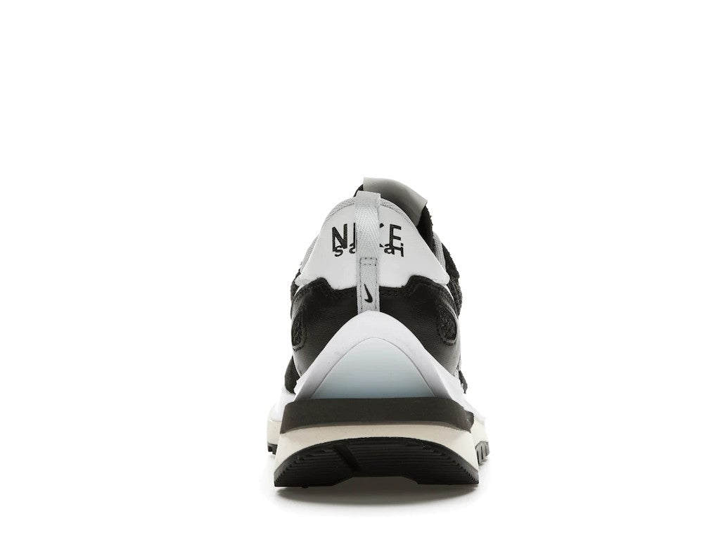 Nike Vaporwaffle Sacai Black White