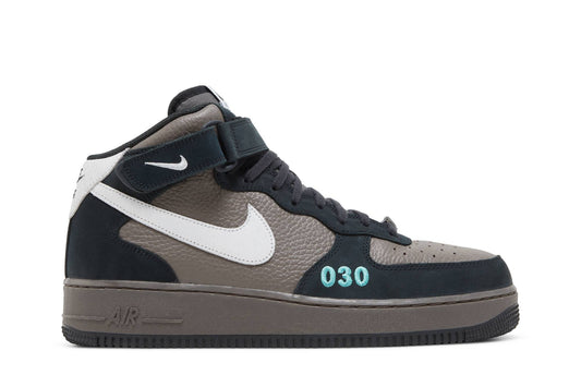 Nike Air Force 1 Mid ‘Berlin’ DR0296-200