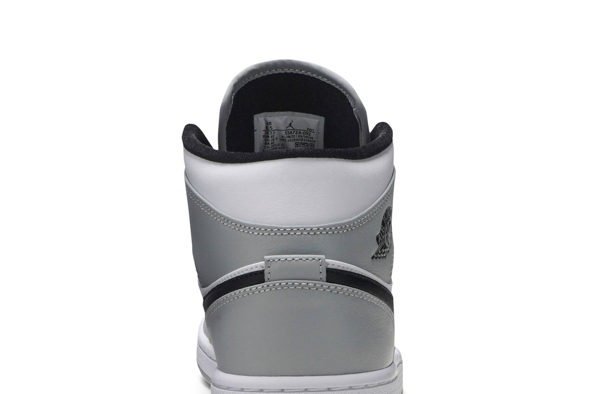 Air Jordan 1 Mid 'Light Smoke Grey' 554724-092