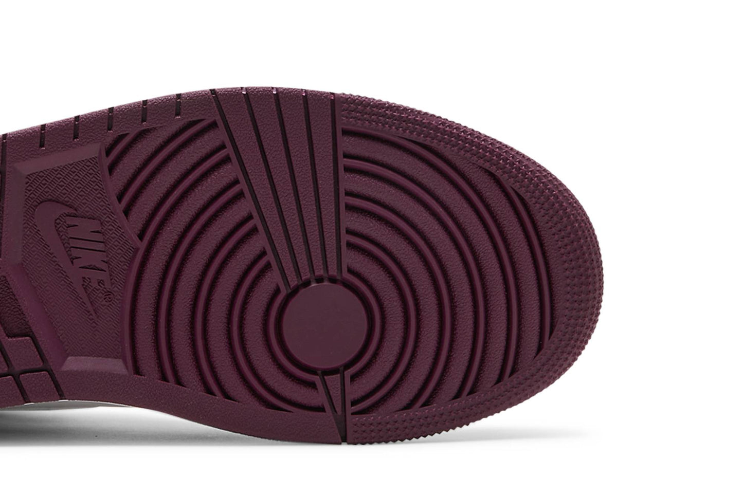 Air Jordan 1 Retro High ‘Bordeaux’ 555088-611
