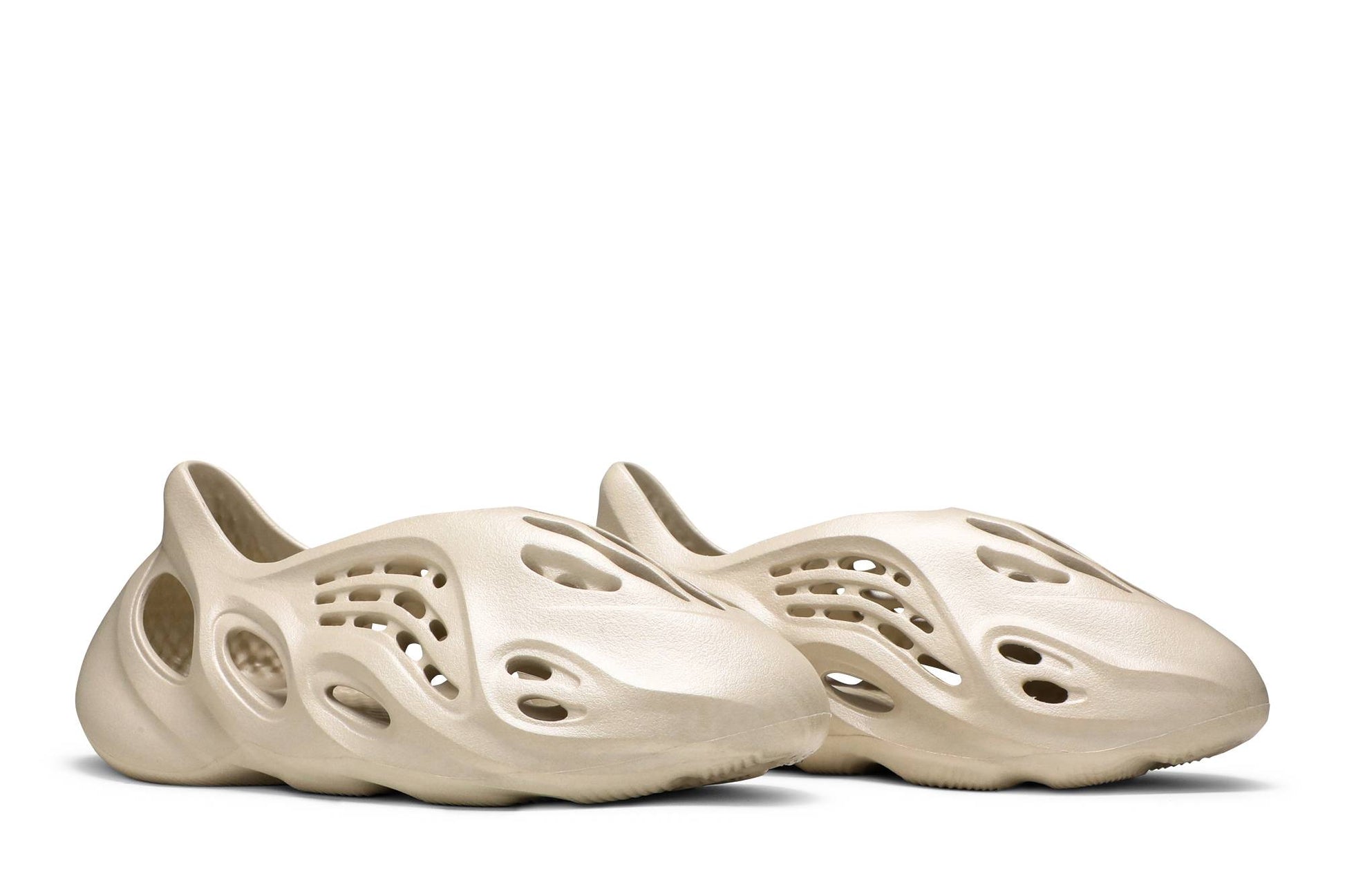 Adidas Yeezy Foam Runner ‘Sand’ FY4567