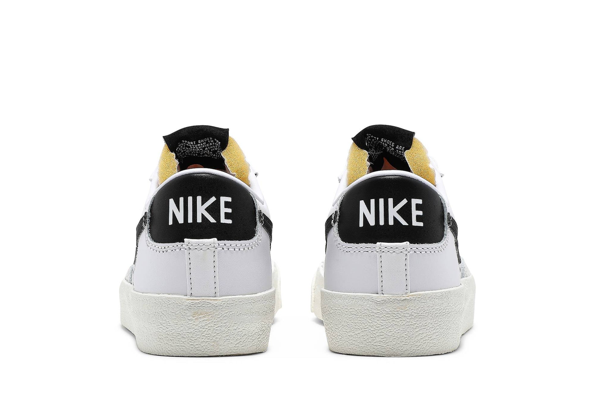 ( Women ) Nike Blazer Low ’77 ‘White Black’ DC4769-102