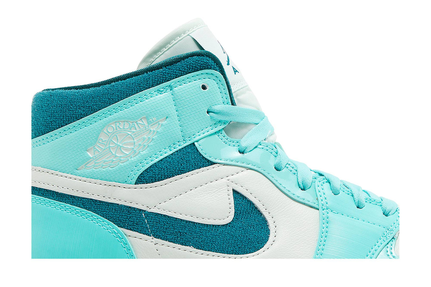 ( Women ) Air Jordan 1 Mid ‘Bleached Turquoise’ DZ3745-300