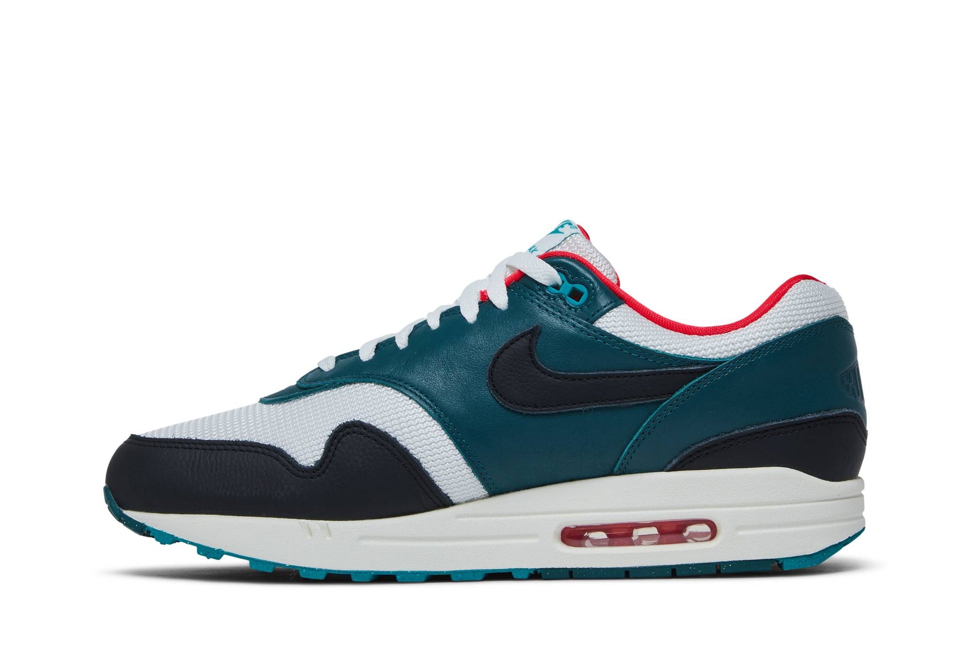 LeBron X Nike Air Max 1 ‘Liverpool’ FB8914-100
