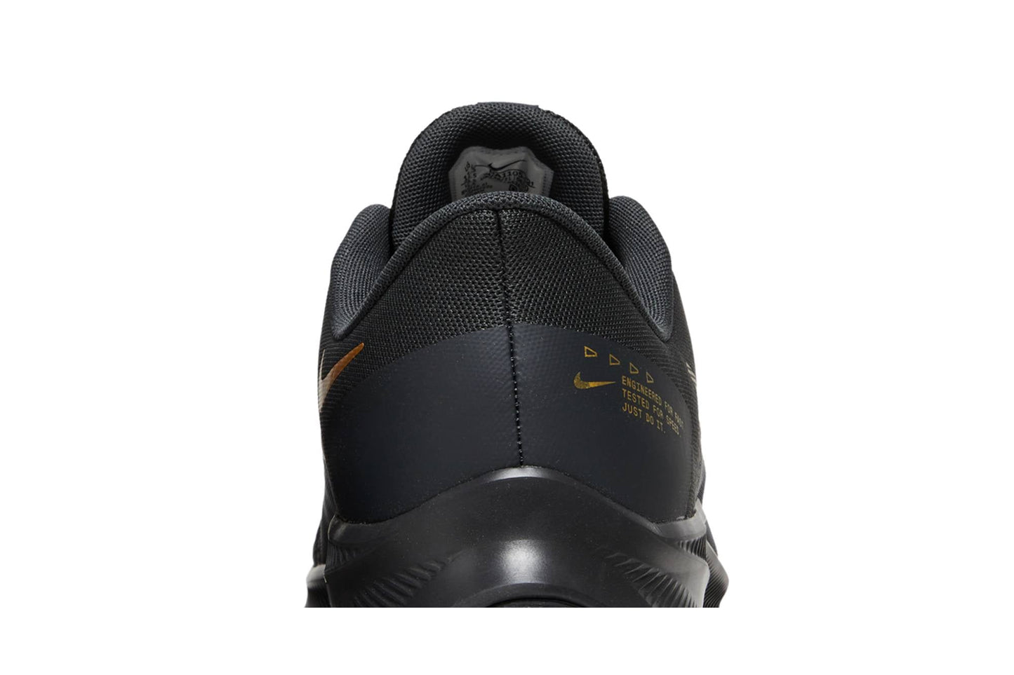 Nike Quest 4 ‘Black Metallic Gold’ DA1105-010