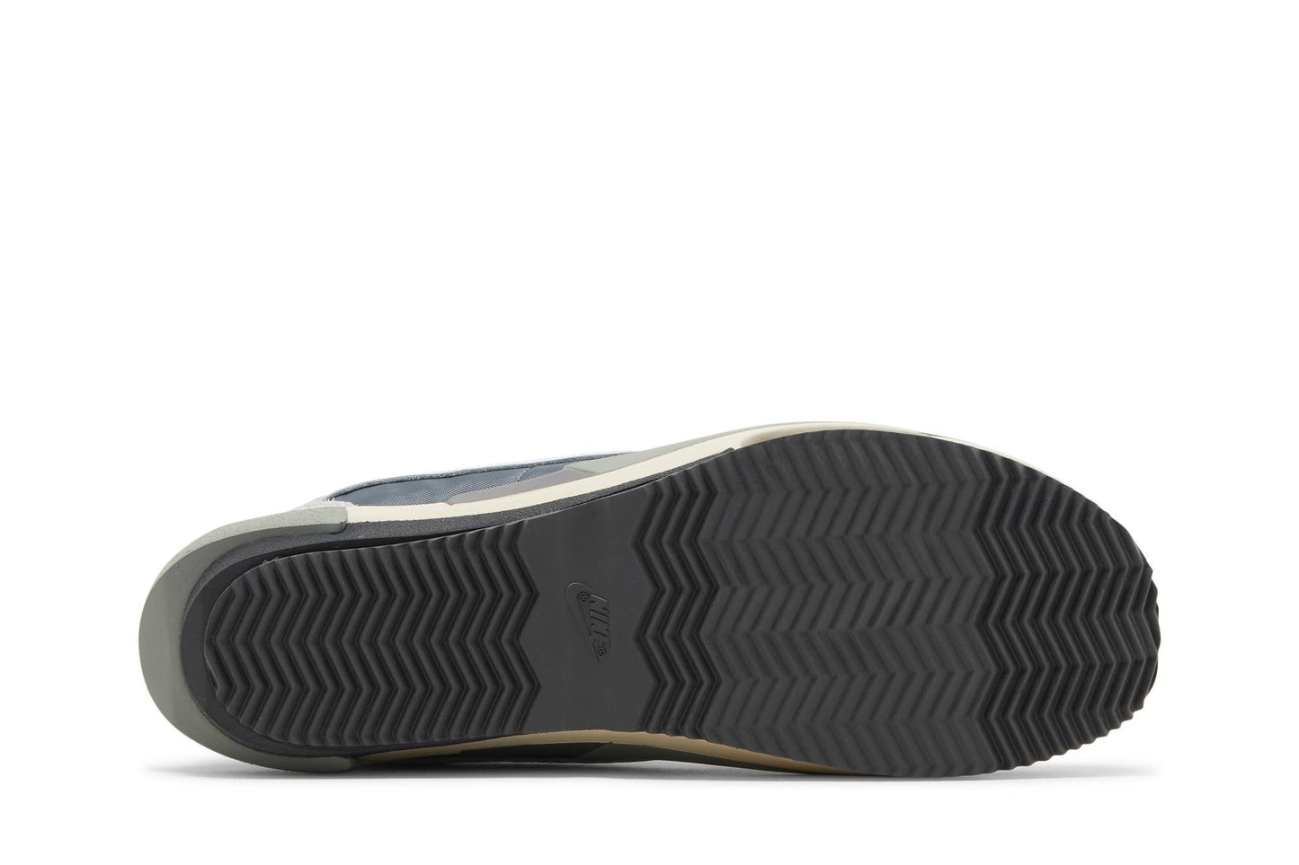 Sacai X Nike Cortez 4.0 ‘Grey’ DQ0581-001