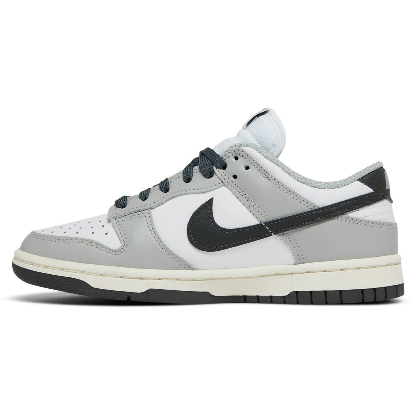 ( Women ) Nike Dunk Low ‘Light Smoke Grey’ DD1503-117