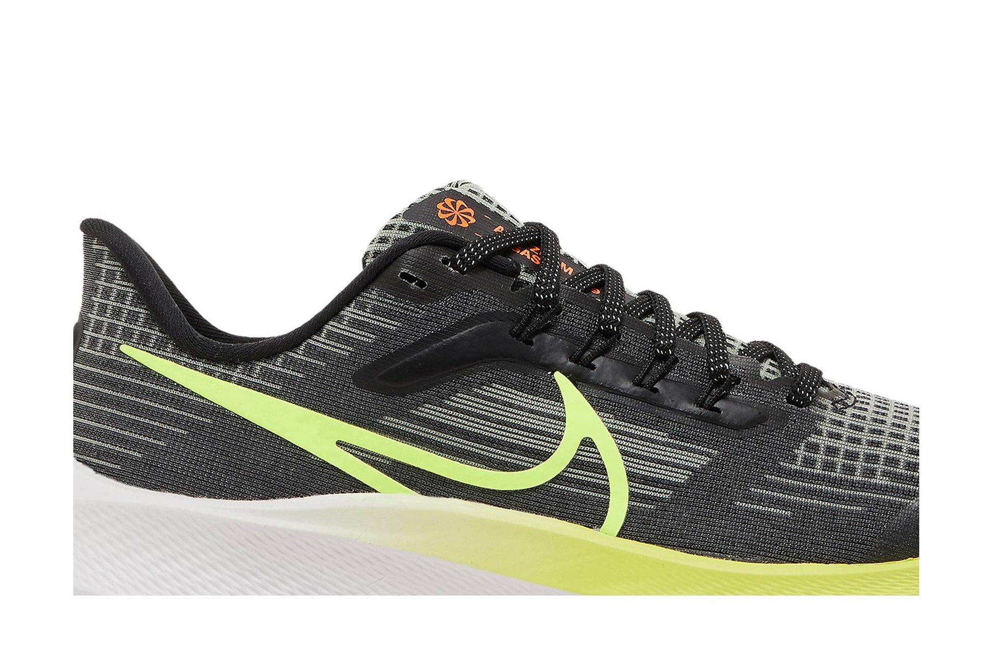 ( Grade School ) Nike Air Zoom Pegasus 39 ‘Black Barely Volt’ DM4015-002