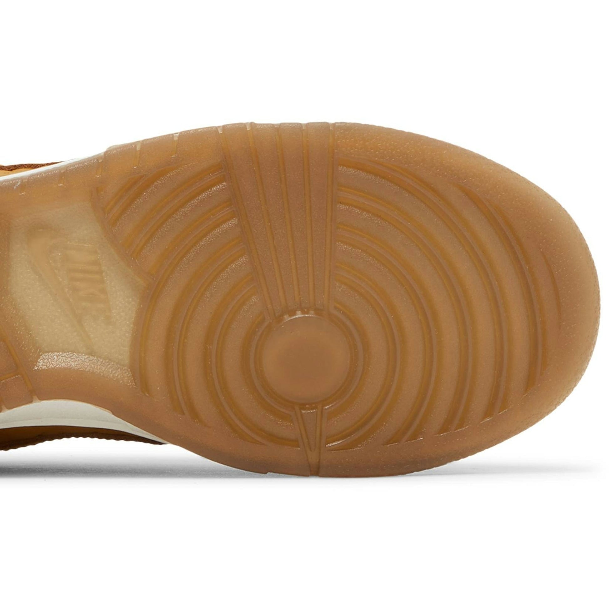 ( Women ) Nike Dunk Low ‘Quilted Wheat' ( Wmns ) DX3374-700