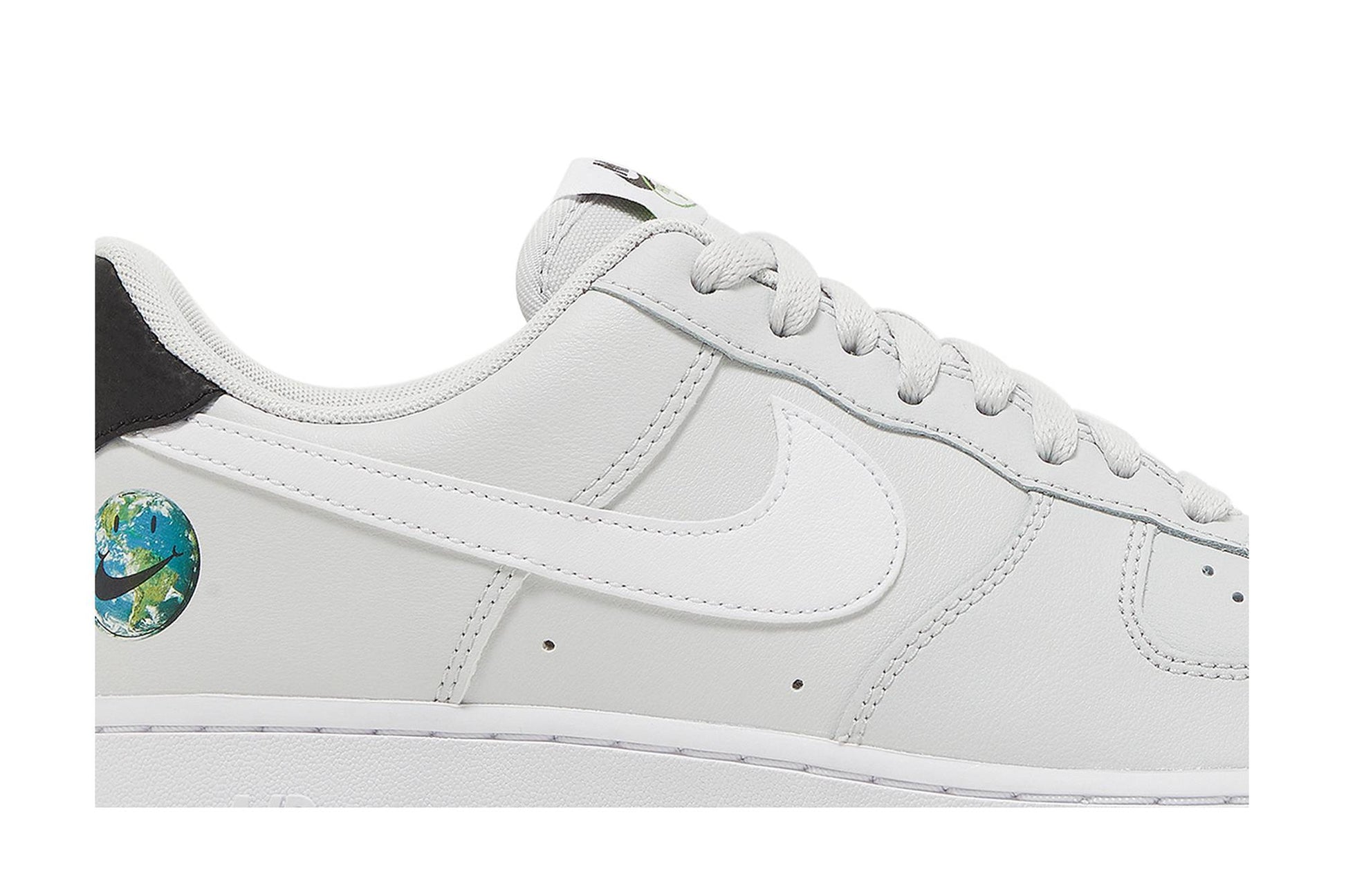 Nike Air Force 1 Low ‘Have A Nike Day Earth’ DM0118-001