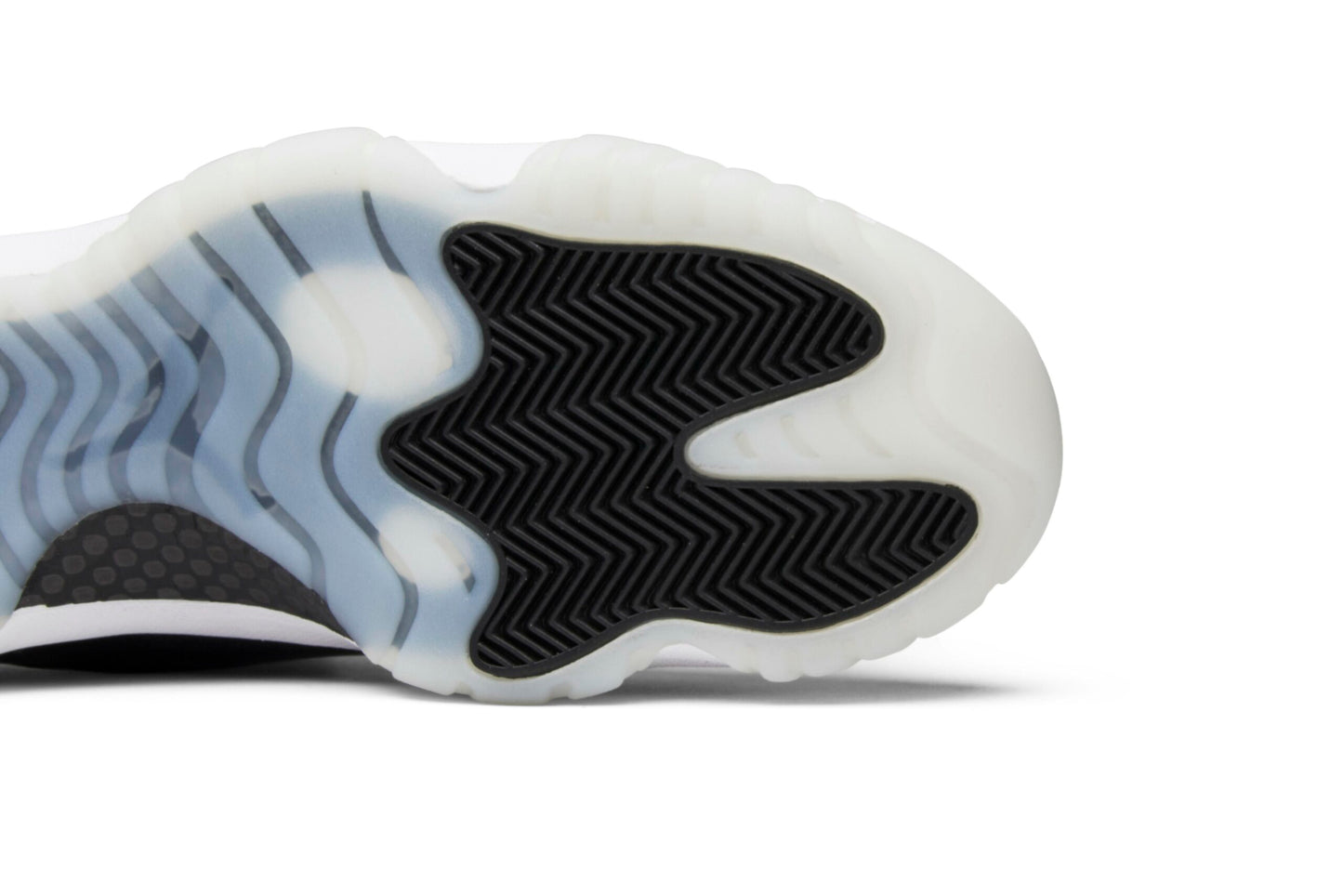 Air Jordan 11 Retro Low ‘Barons’ 528895-010