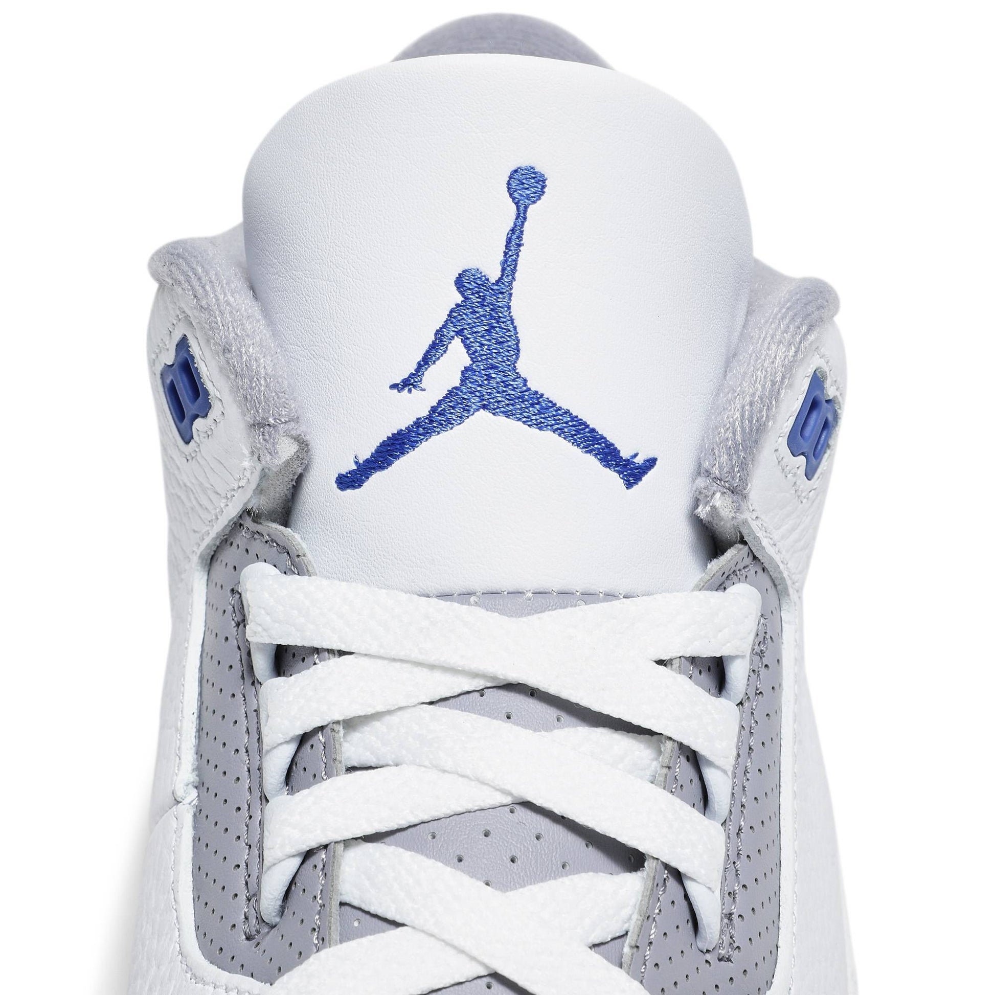 Air Jordan 3 Retro ‘Racer Blue’ CT8532-145