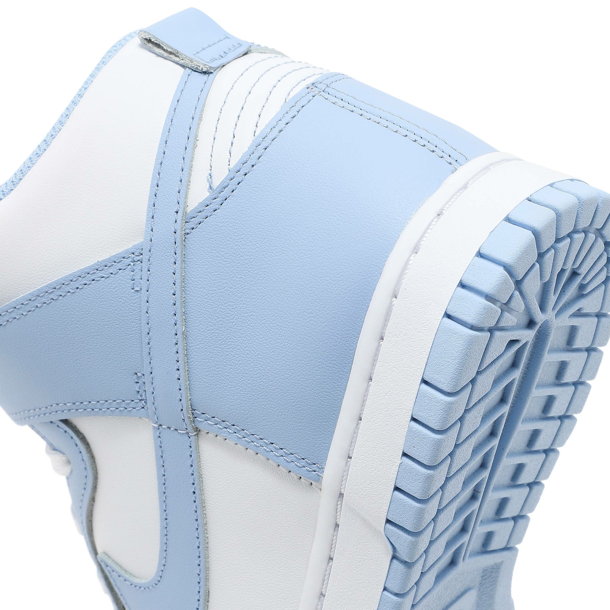 ( Women ) Nike Dunk High ‘White Aluminum’ DD1869-107