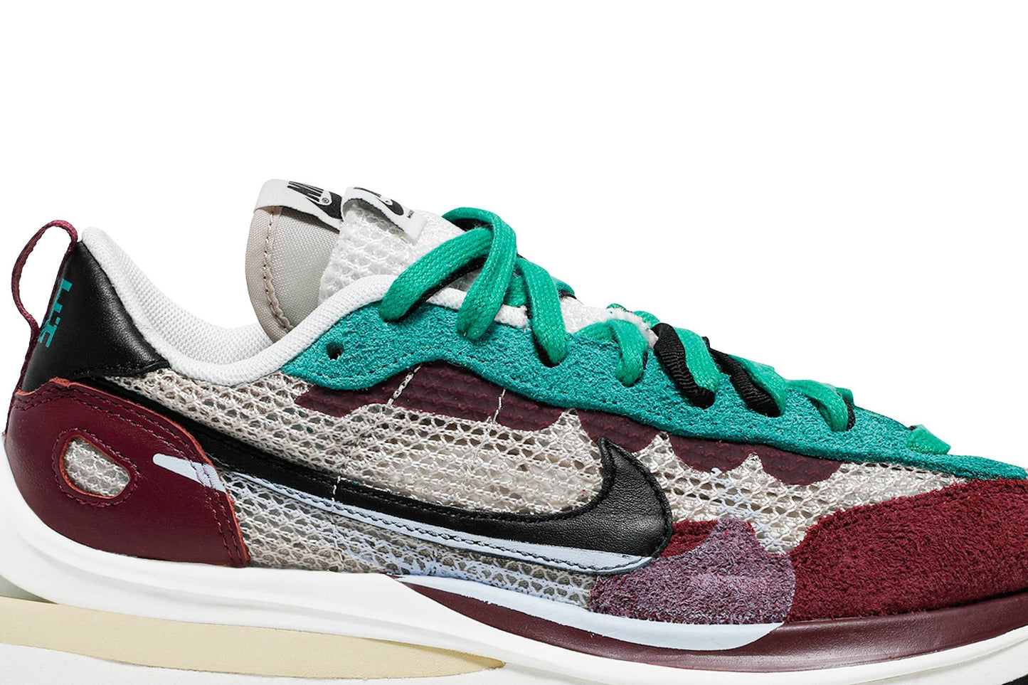 Sacai X Nike VaporWaffle SP ‘Villain Red’ DD3035-200
