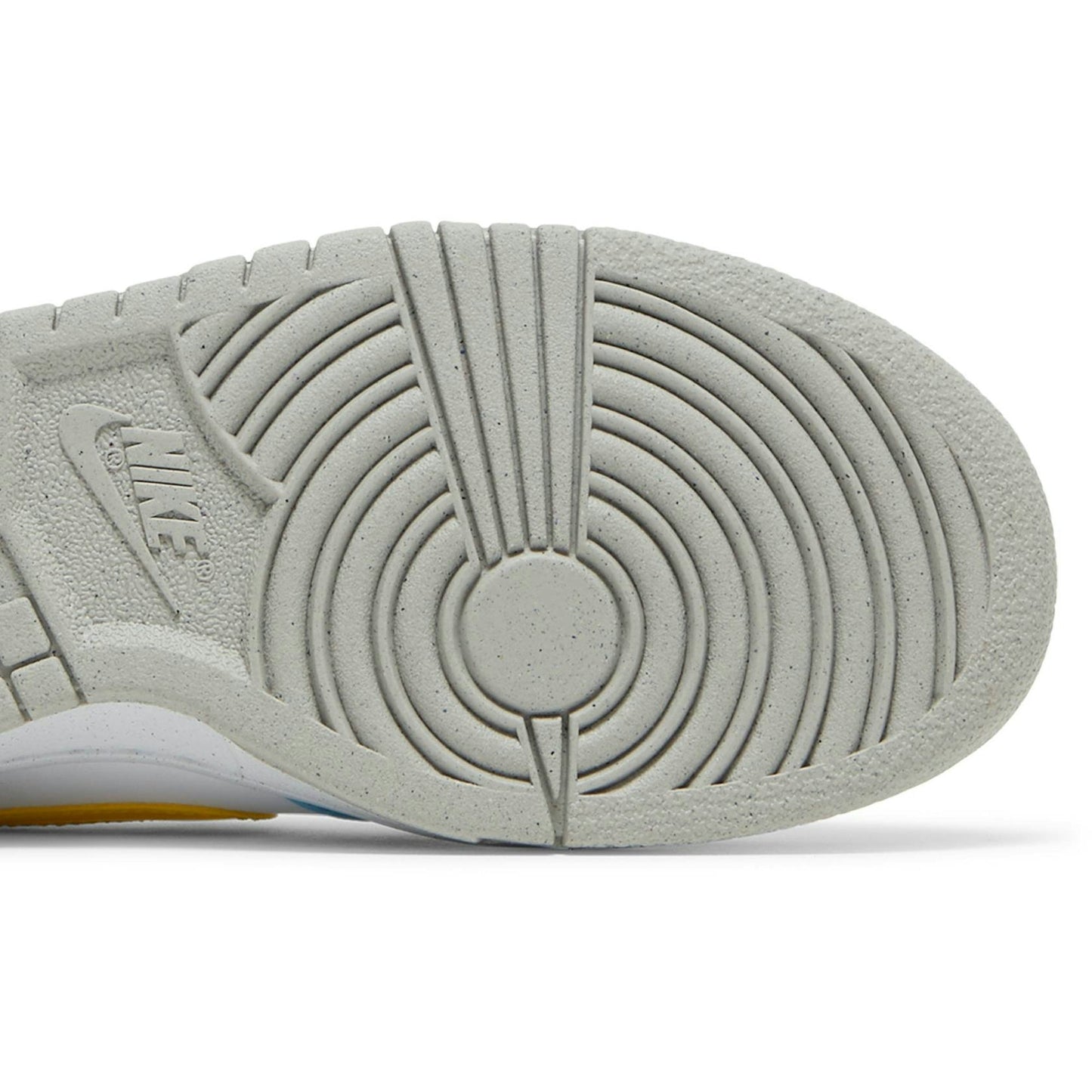 ( Grade School ) Nike Dunk Low Next Nature ‘Homer Simpson’ DX3382-400