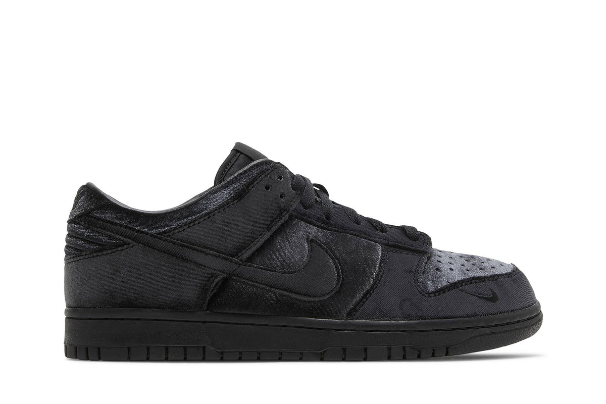 Dover Street Market X Nike Dunk Low 'Triple Black' DH2686-002