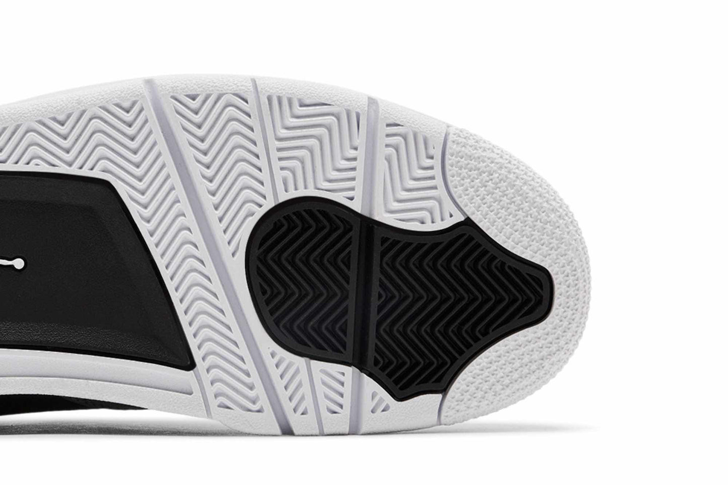 Air Jordan 4 Retro ‘Fear’ FQ8138-002