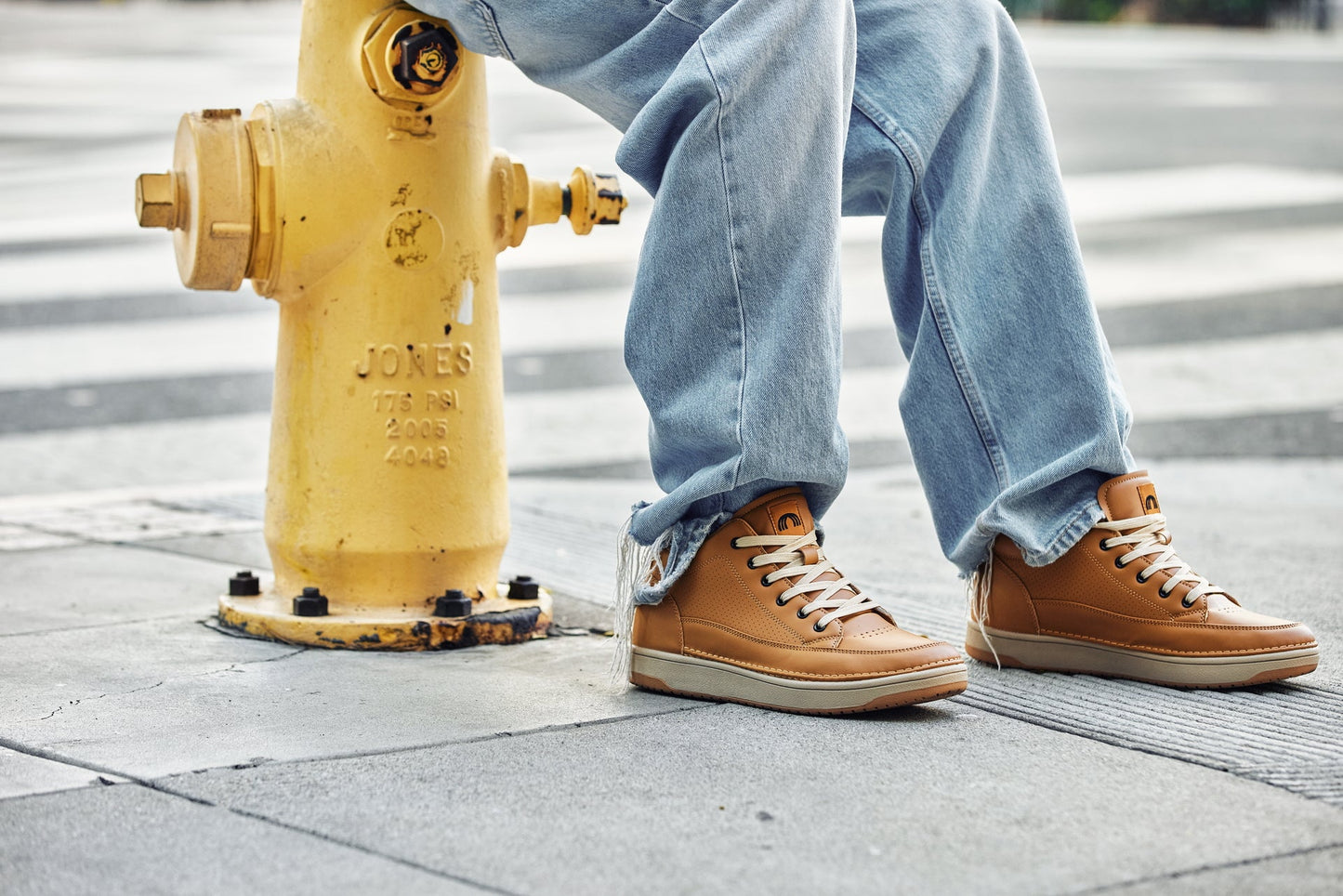 CALTO Q274 Premium Height-Increasing Casual Sneaker - 2.8 Inches Taller - Camel Brown Gum Sole - Quality Footwear
