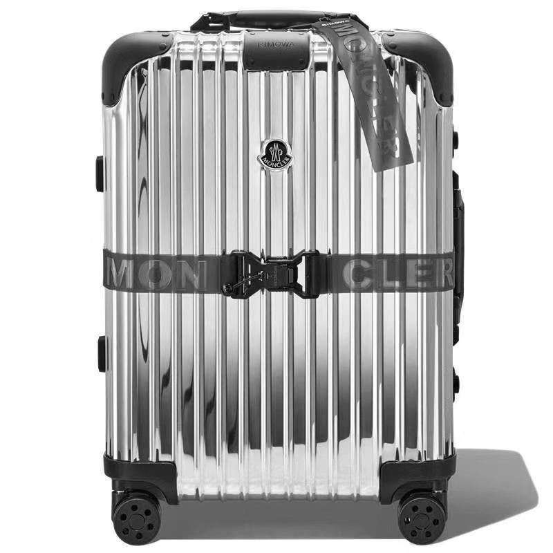 Metallic Silver Ribbed Carry-On Luggage with Spinner Wheels
