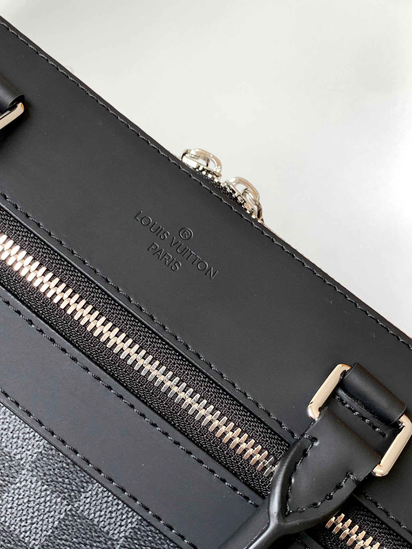 Louis Vuitton Grey Checkerboard Leather Briefcase Men's Laptop Messenger Bag