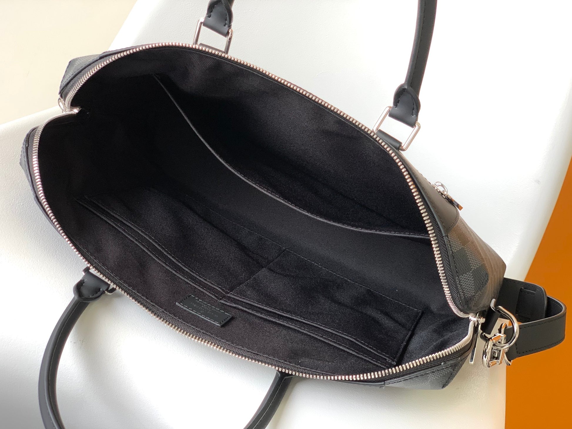 Louis Vuitton Grey Checkerboard Leather Briefcase Men's Laptop Messenger Bag