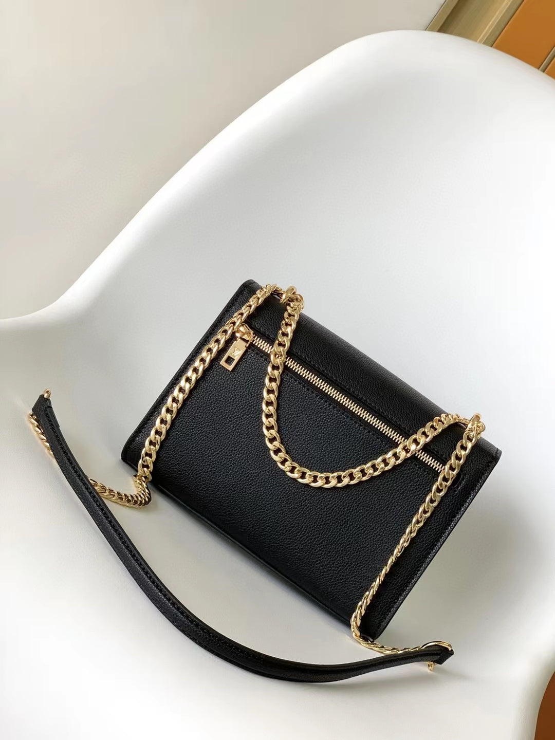 Louis Vuitton Black and Cream Leather Envelope Flap Shoulder Bag with Gold Chain