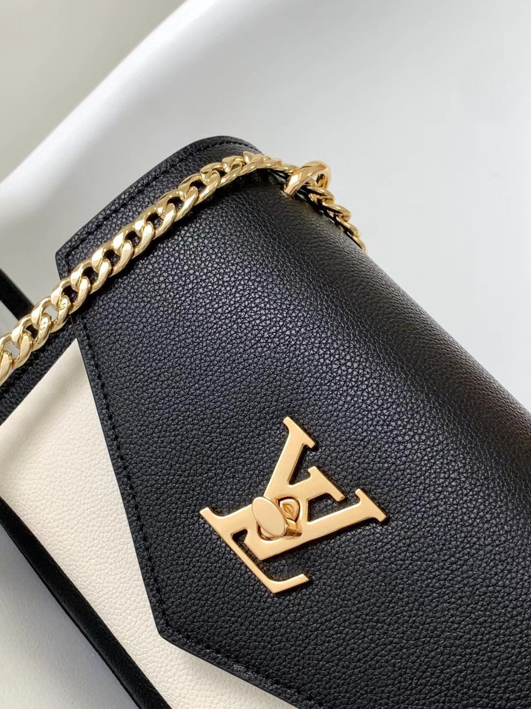 Louis Vuitton Black and Cream Leather Envelope Flap Shoulder Bag with Gold Chain
