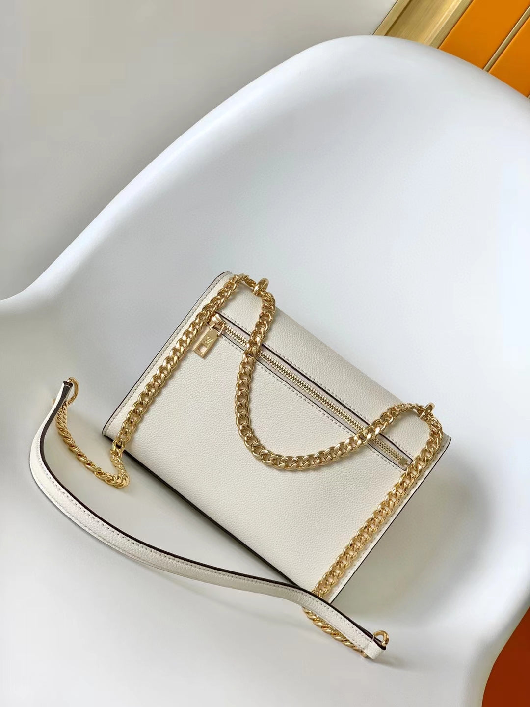 Louis Vuitton Two-Tone Cream and Pink Leather Envelope Crossbody Bag with Gold Chain