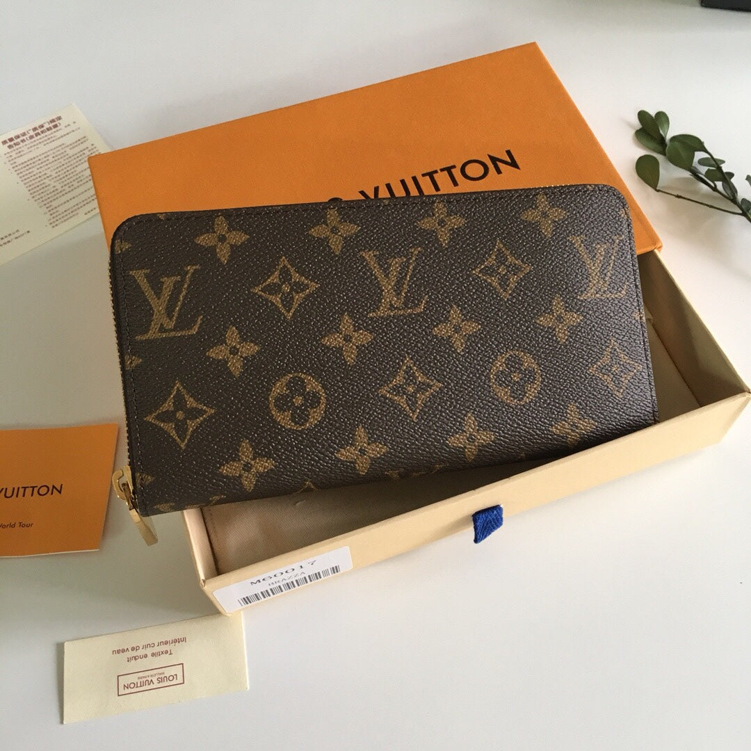 Louis Vuitton Classic Brown Monogram Pattern Zip-Around Clutch Wallet