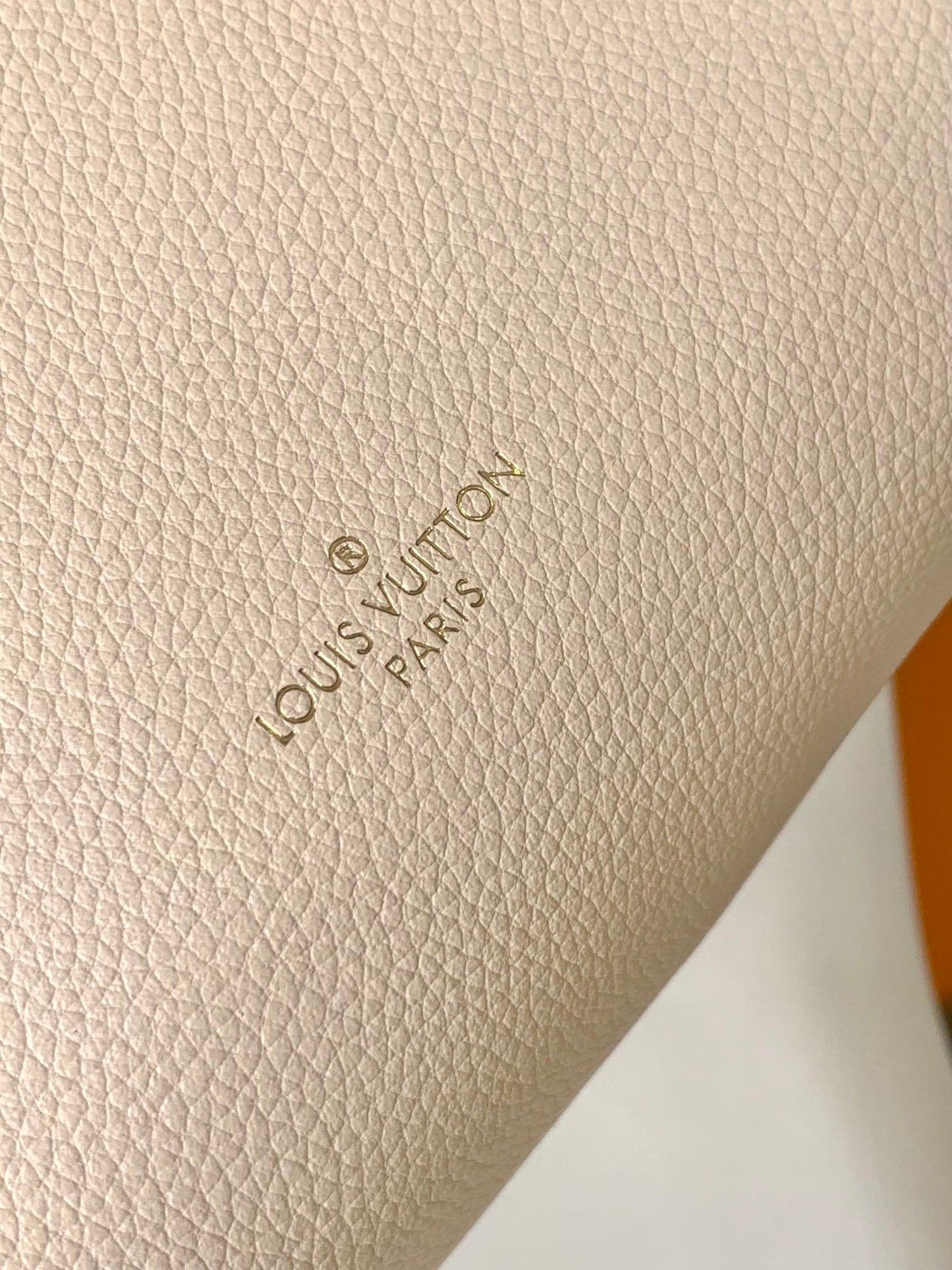 Louis Vuitton Elegant Cream Leather Trunk Shoulder Bag with Gold Hardware